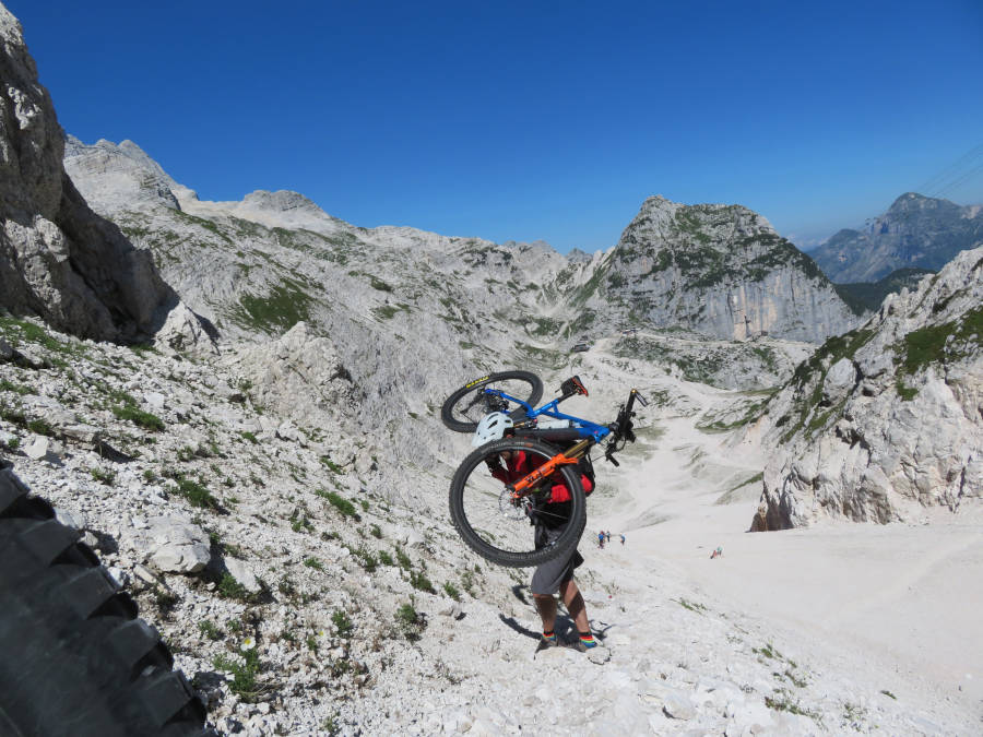 Vzpon proti sedlu Prevala